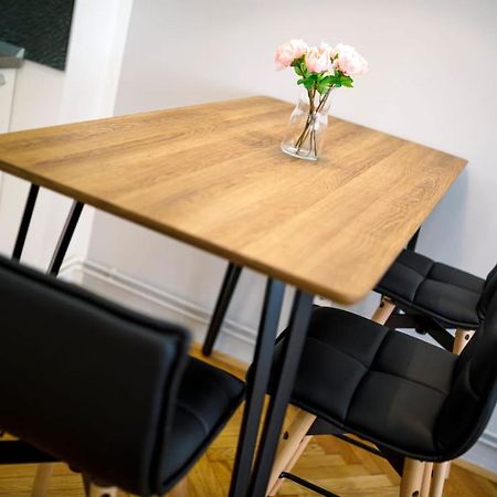 Studio Apartman Leon, Gajeva 7 Загреб Екстериор снимка