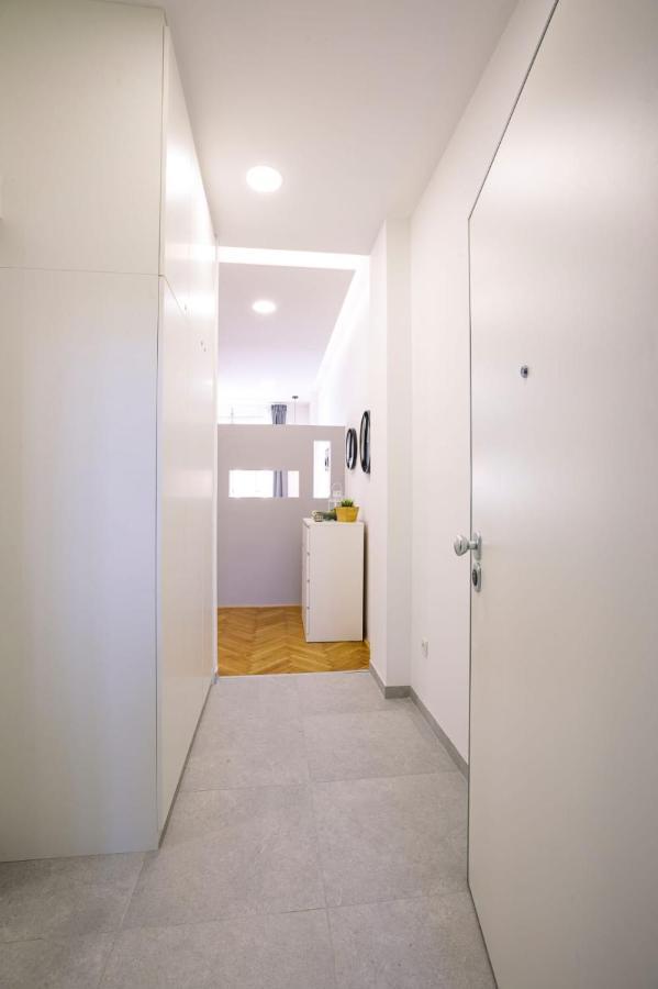 Studio Apartman Leon, Gajeva 7 Загреб Екстериор снимка